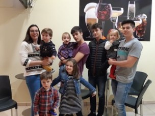 7a96bcb1-c5d2-4456-aac8-7571aea6844f